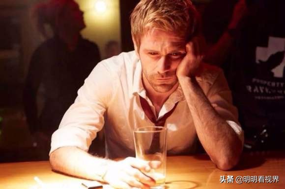 美剧康斯坦丁经典片段,美剧解说一口气看完系列康斯坦丁