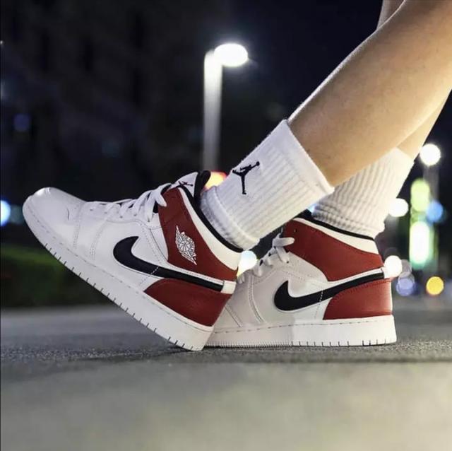 aj1到37推荐买的鞋,aj11000元以下的鞋配色推荐