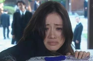 越睡不着越焦虑怎么办,越睡不着越烦躁应该怎么办