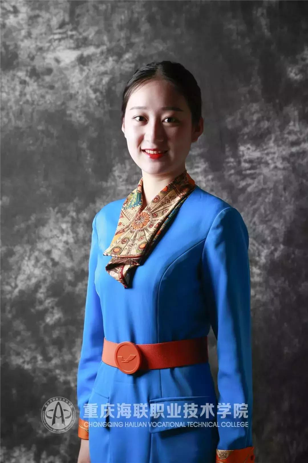 Hello小萌新:学长学姐亲身示范，这本“学生职业形象教科书”请熟读