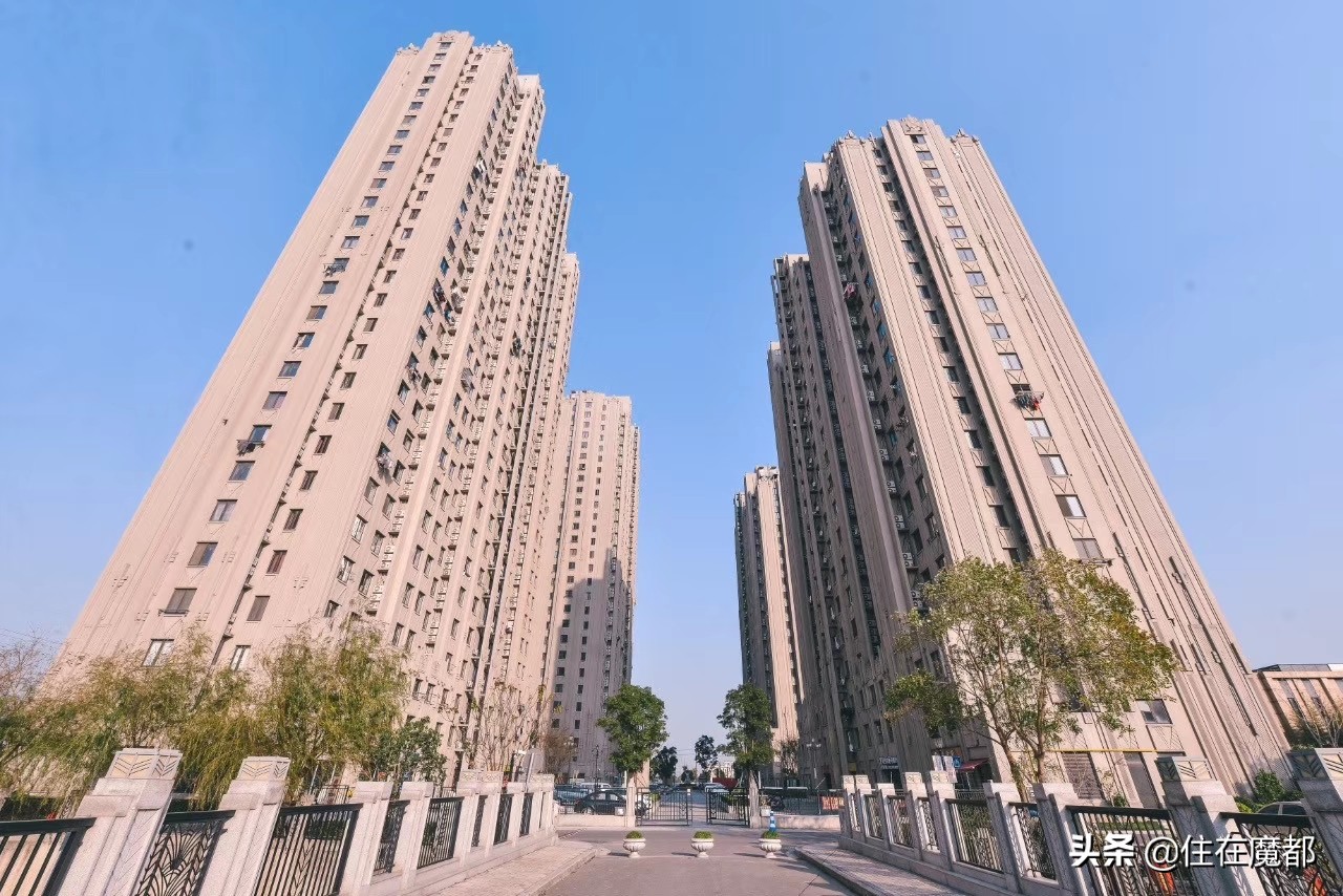 上海公寓5万以下的楼盘,上海公寓朝南低价地铁房