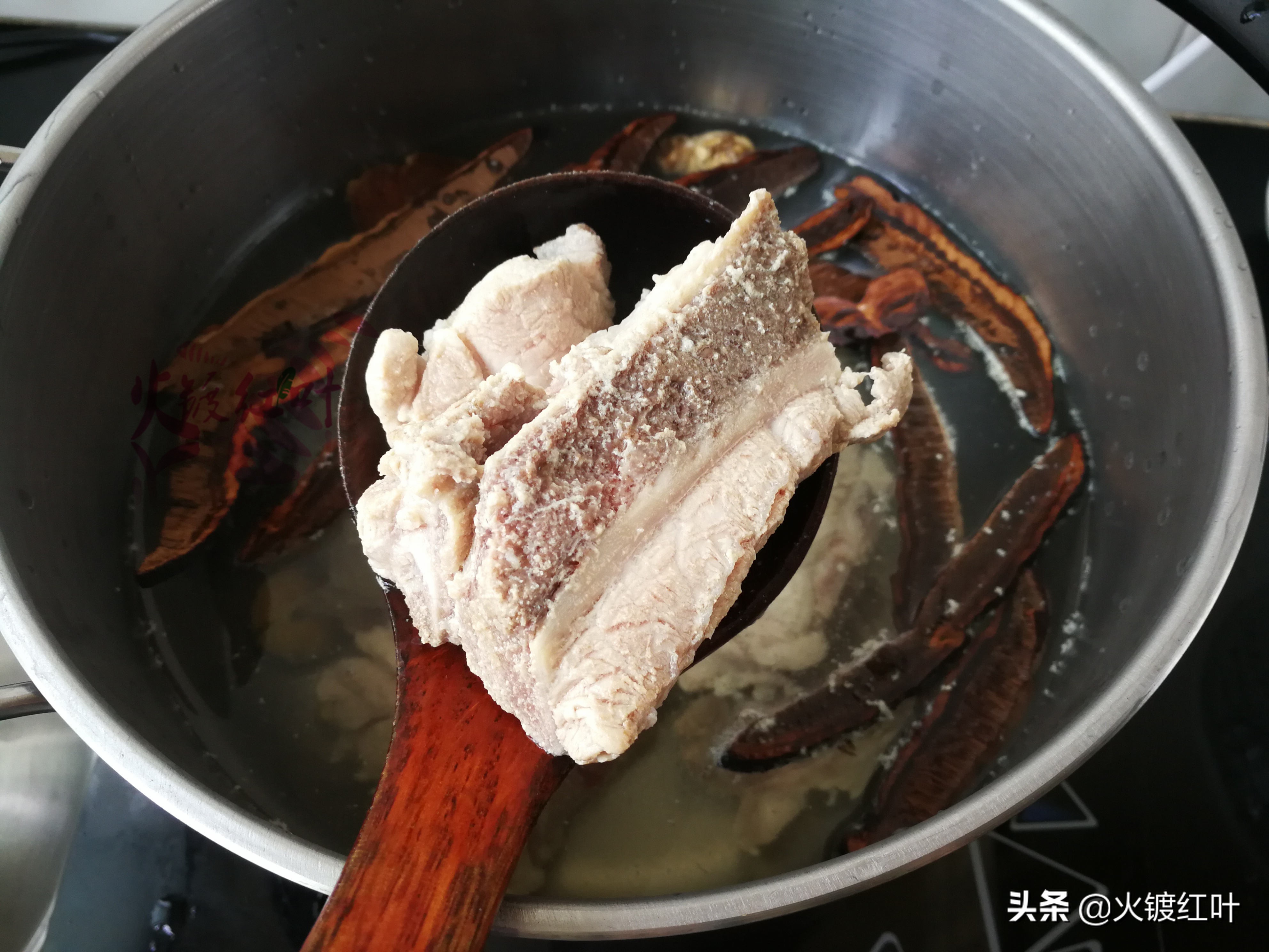 有灵芝的灵芝煲汤怎么做,灵芝孢子粉炖什么汤好喝