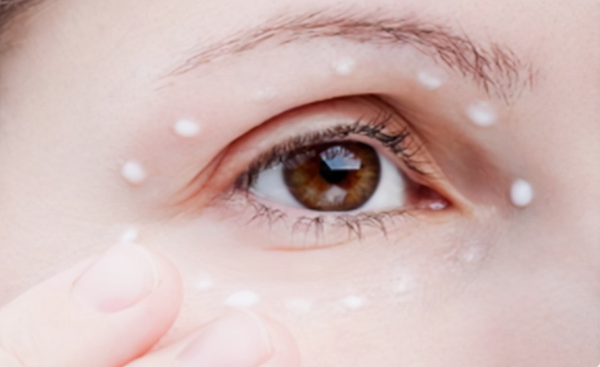 如何选择适合自己的眼霜,选眼霜小妙招推荐