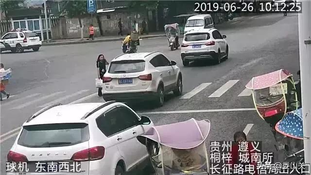 机动车未礼让行人最新曝光台,不礼让行人要车主去处理吗