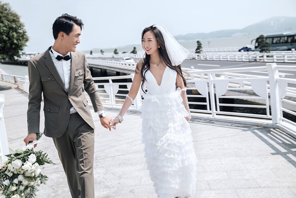 去铂爵旅拍挑婚纱照需要注意什么,铂爵旅拍大理婚纱照拍摄地点推荐