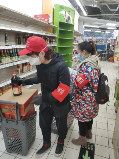 青春无问西东岁月自成芳华翻译,青春无问西东奋斗自成芳华图片