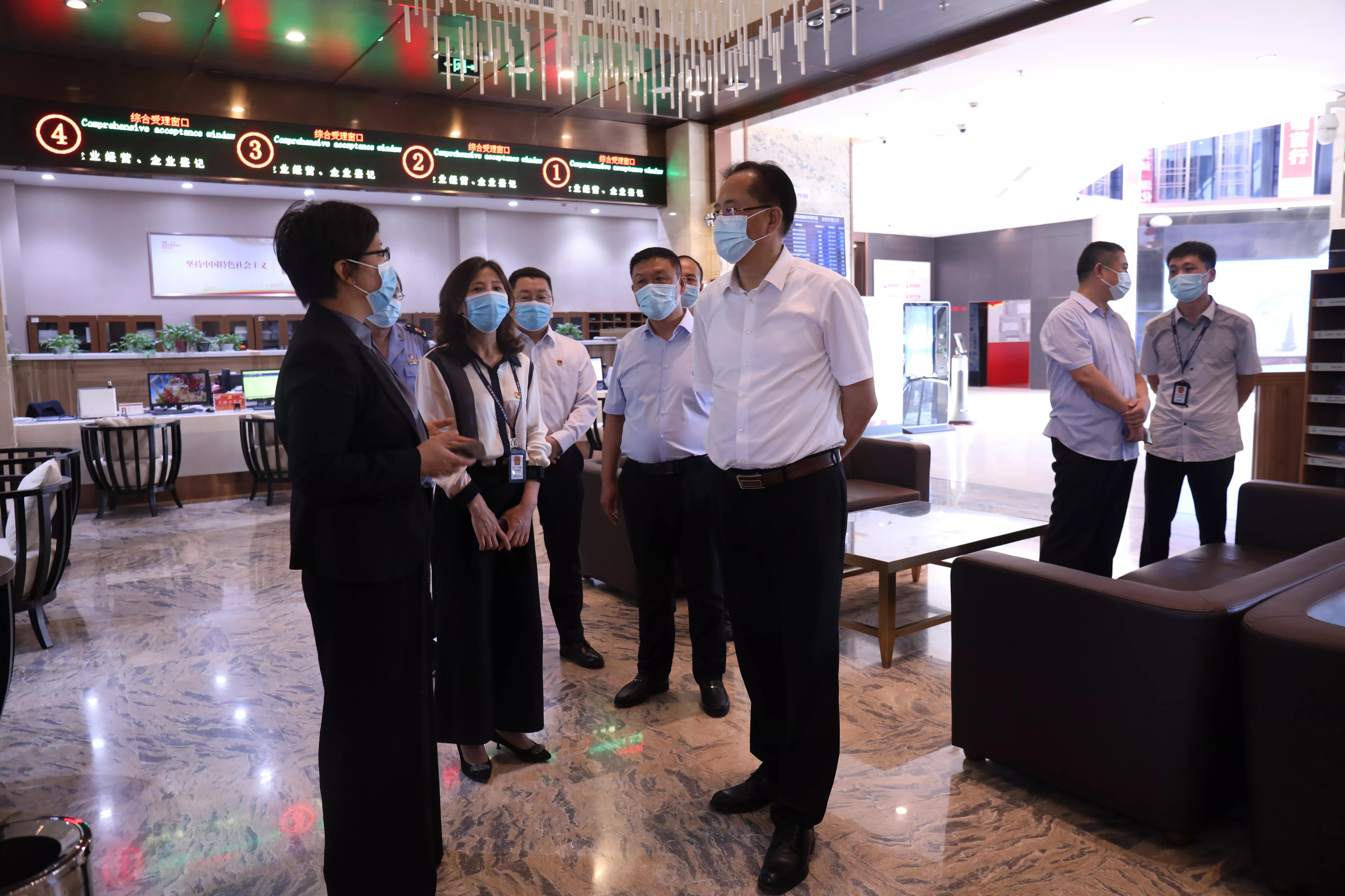 梁东雁,市场监管局精准助企服务活动