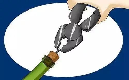 开红酒没有开瓶器最好办法,没有开瓶器怎么开红酒试试这三招