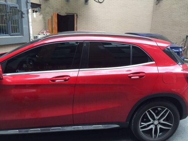 交警提醒：新车贴膜需注意！一旦贴了这2种膜，年检很可能过不了