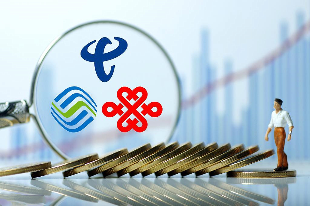 运营商的定制版合约手机价格划算,应该如何选择?