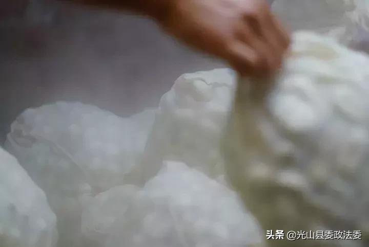 蚕丝被盖了几年烂了,蚕丝被被曝光了