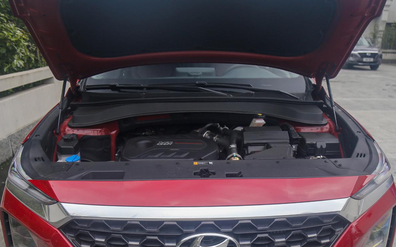 新款现代胜达实车很有霸气感,颜值高空间大省油七座suv