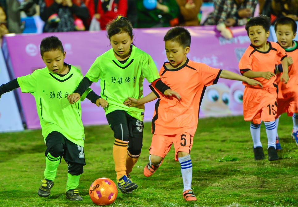 从娃娃抓起：“邦泰•大渡河府杯”乐山第三届幼儿足球联赛来了