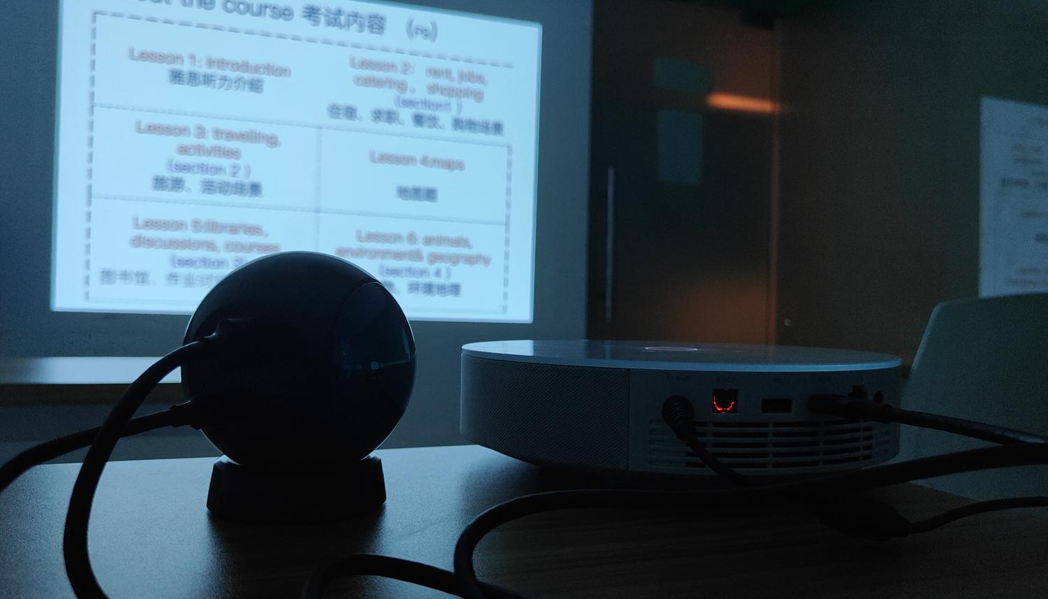 让Switch无线投屏？游戏零延迟的绿联星云瞭望者4K无线投屏器