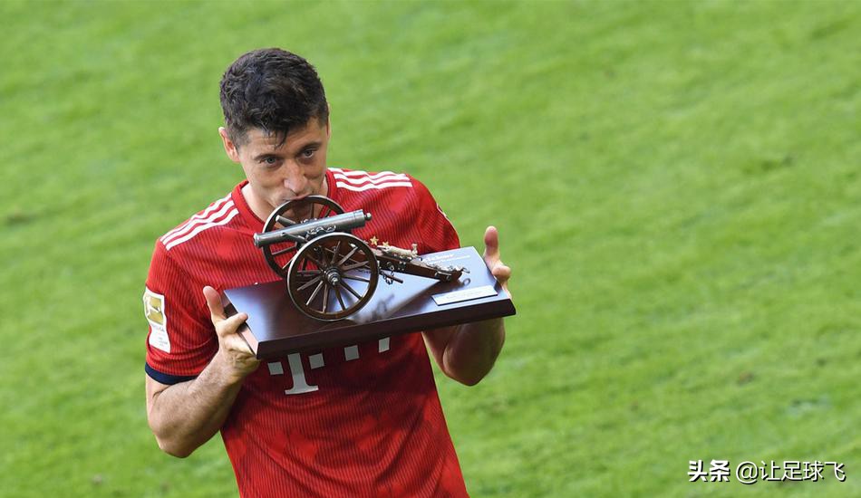 莱万纪录,德甲莱万多夫实际的5球纪录