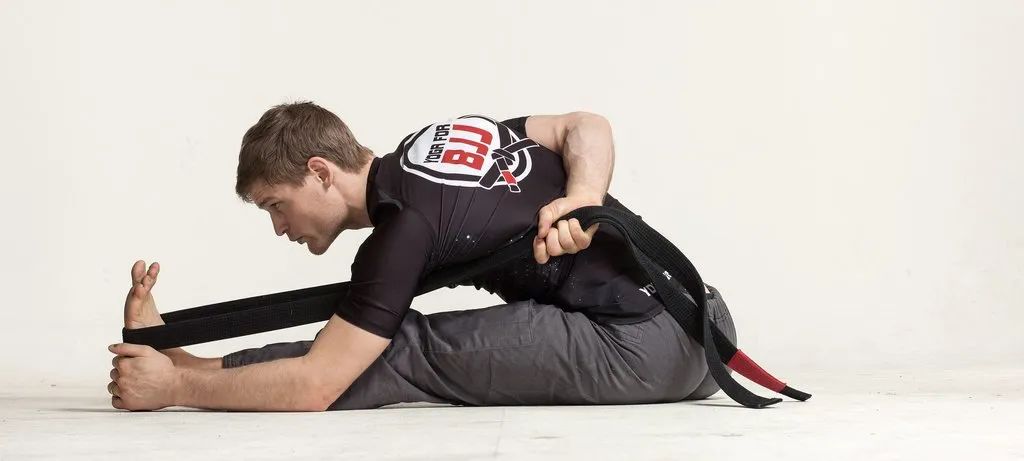 巴西柔术需要柔韧性吗,巴西柔术是技巧还是力量