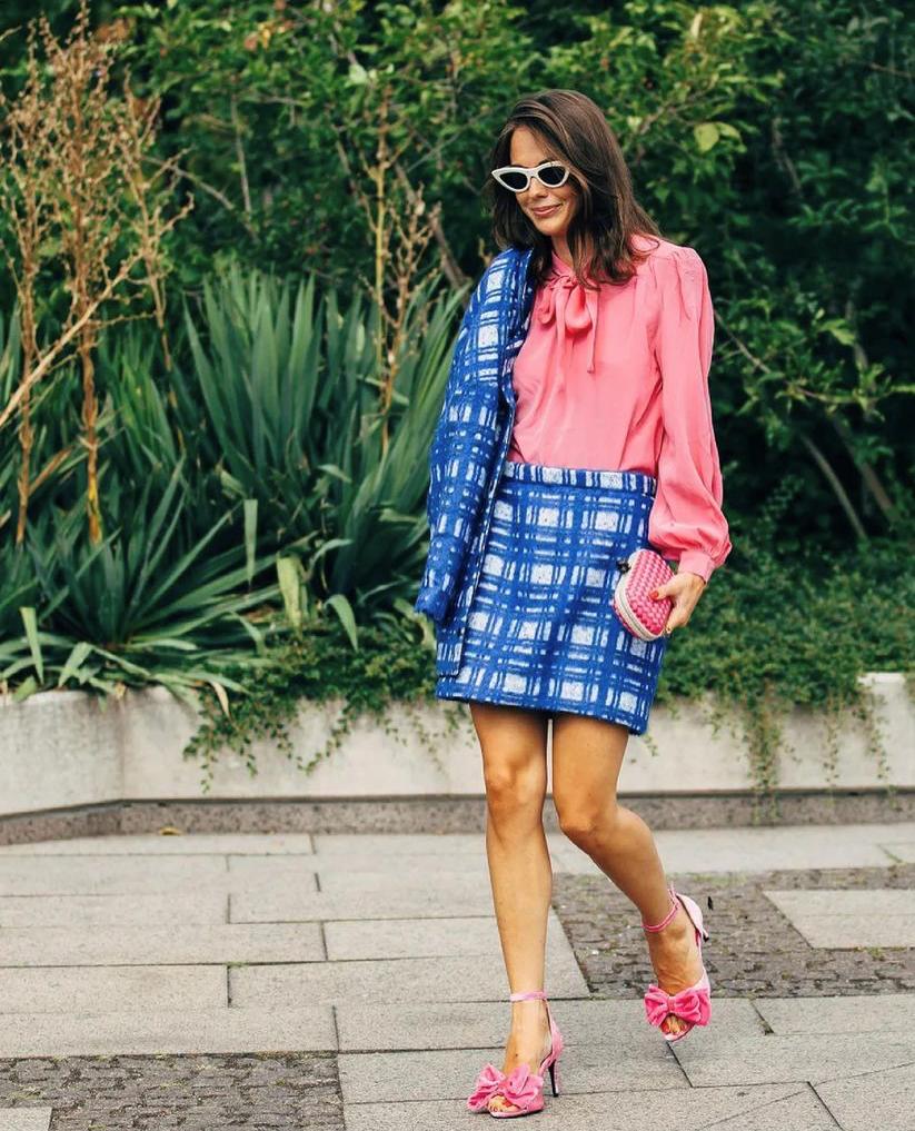 时尚玩转色彩让你轻松穿搭不出错 (100例经典色彩搭配穿搭)