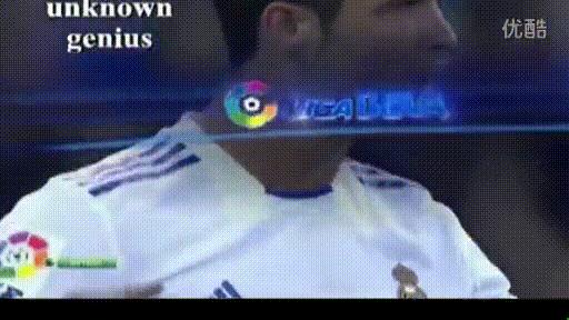 球王假装老人踢足球,内马尔假摔和c罗假摔哪个多