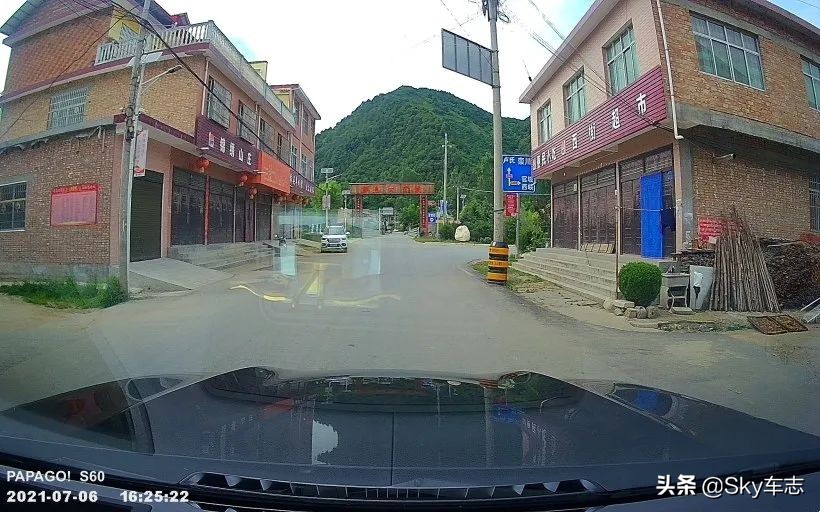 7天3000公里,宝马x57000公里发现烧机油