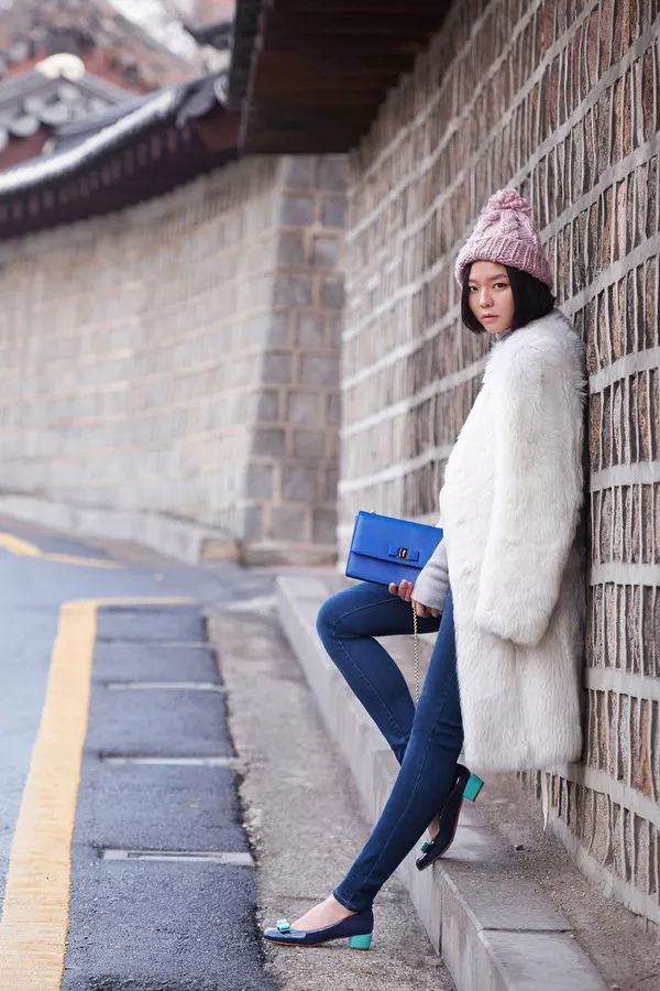 林允菲拉格慕全球品牌代言人,林允代言的香水