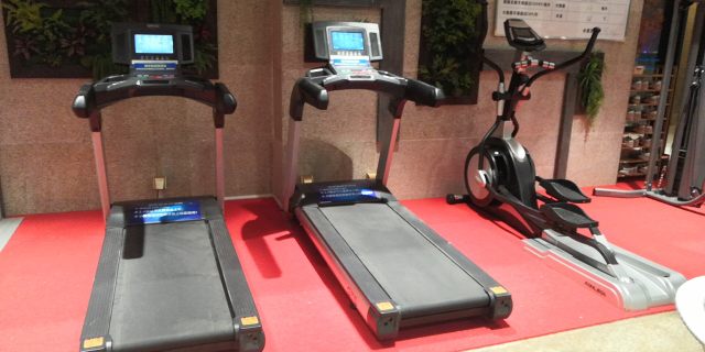 东莞西湖乐园恒温游泳馆,东莞水立方游玩