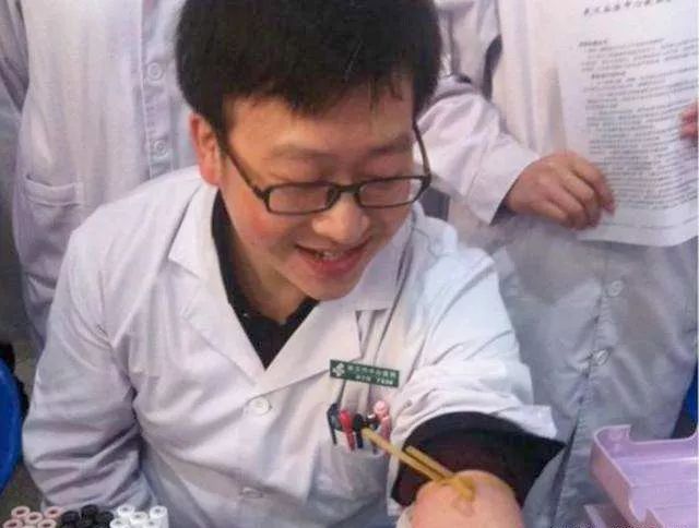 缅怀李文亮！国家监察委彻查！保险速赔！24家险企将赔1160万