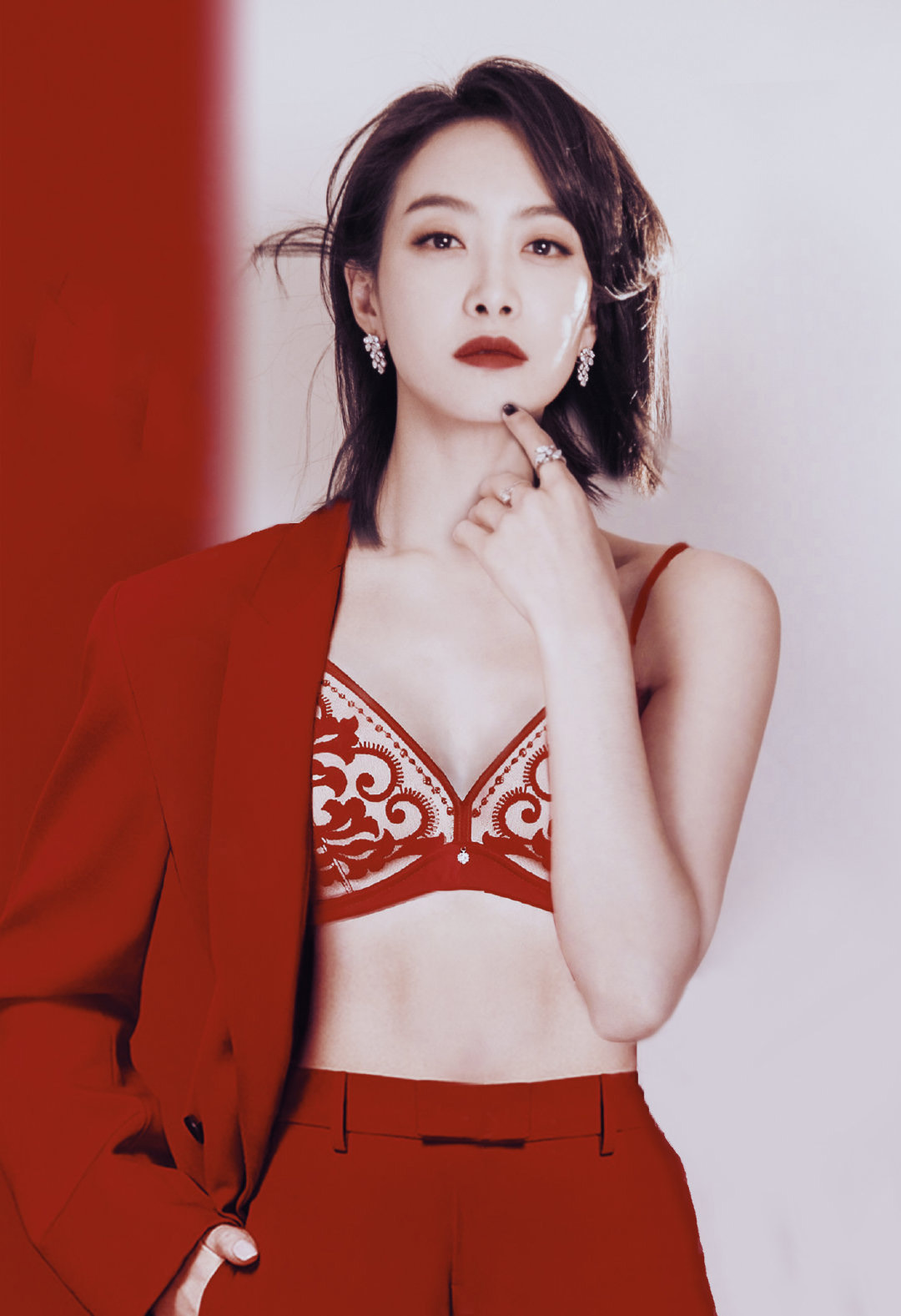 曼妮芬代言人宋茜同款,宋茜代言蕾丝内衣品牌