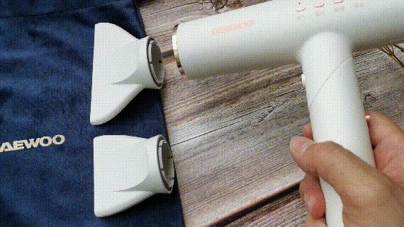 韩国大宇速干负离子吹风机,最新大宇吹风机