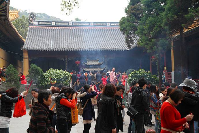 探寻古建筑视频,普陀山梵音古洞建筑风格