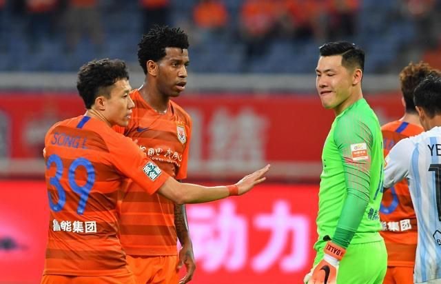 国足公布集训名单武磊无缘,国足公布39人名单武磊落选