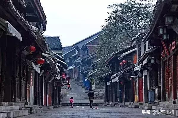 走遍所有古镇,走遍中国最美的十个城市