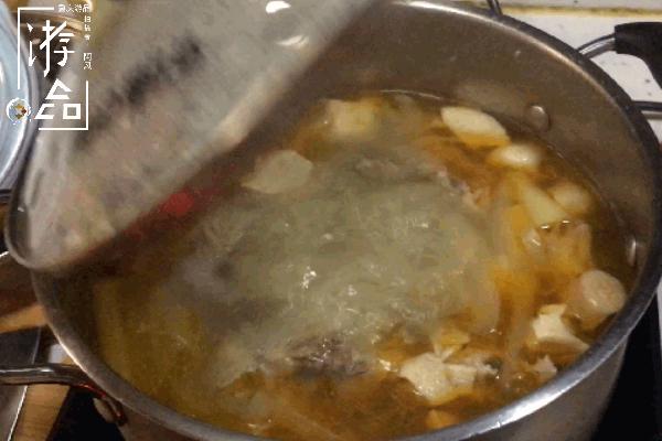 老鸭火腿煲的做法要焯水吗,自家土老鸭要不要焯水炖汤