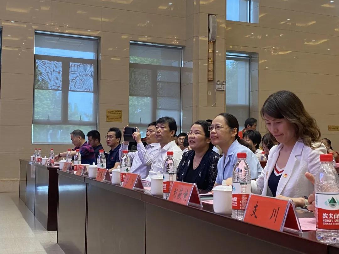 南体健美操的直播间,南体直播回放春晚