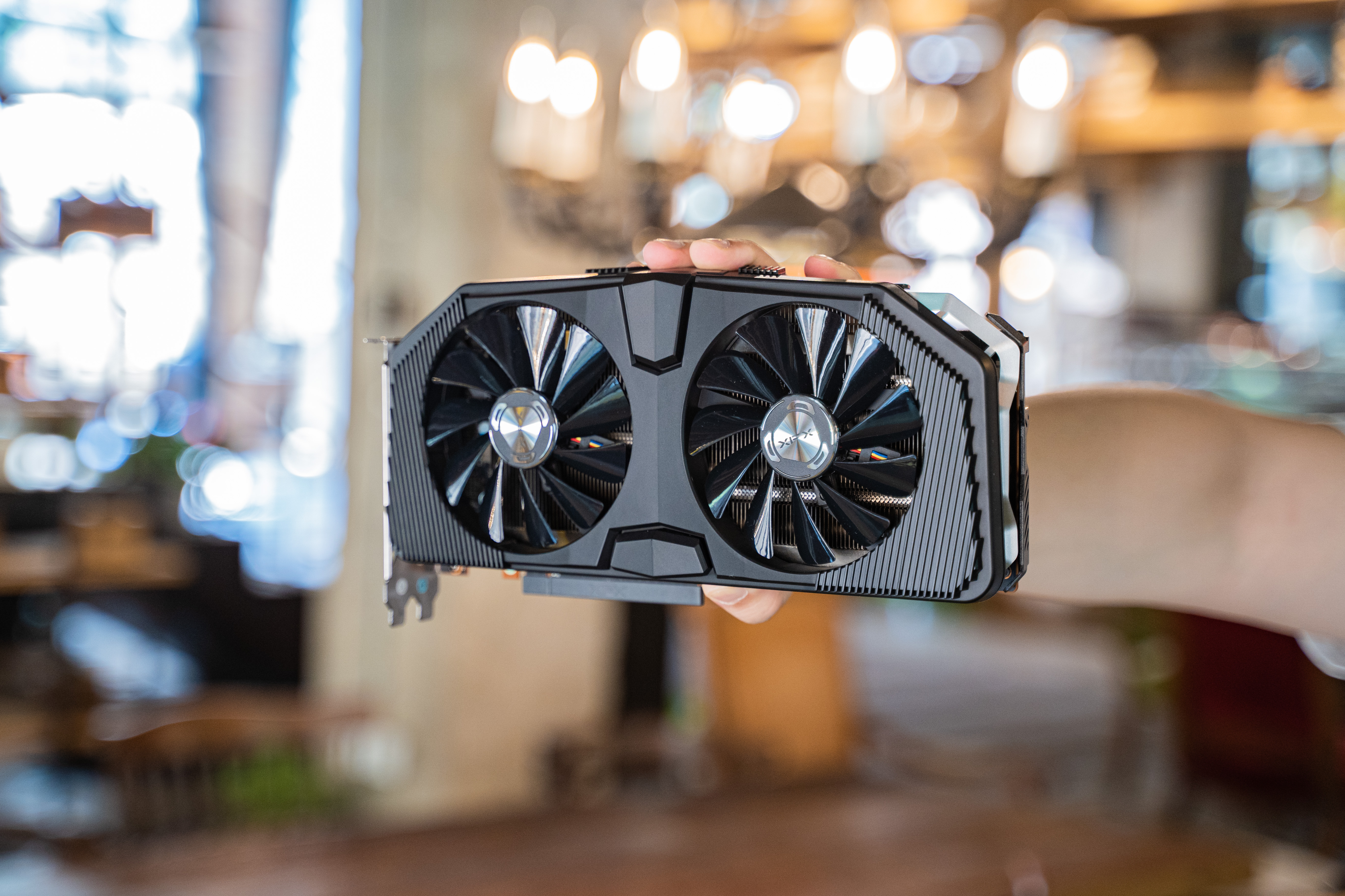 讯景xfxrx5908g黑狼版,xfx讯景rx5708g黑狼版