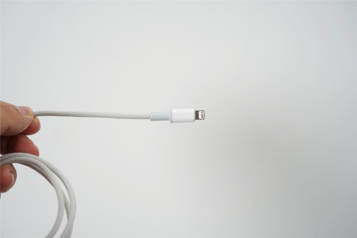 倍思苹果快充哪个系列好,倍思超级硅20w快充和氮化镓