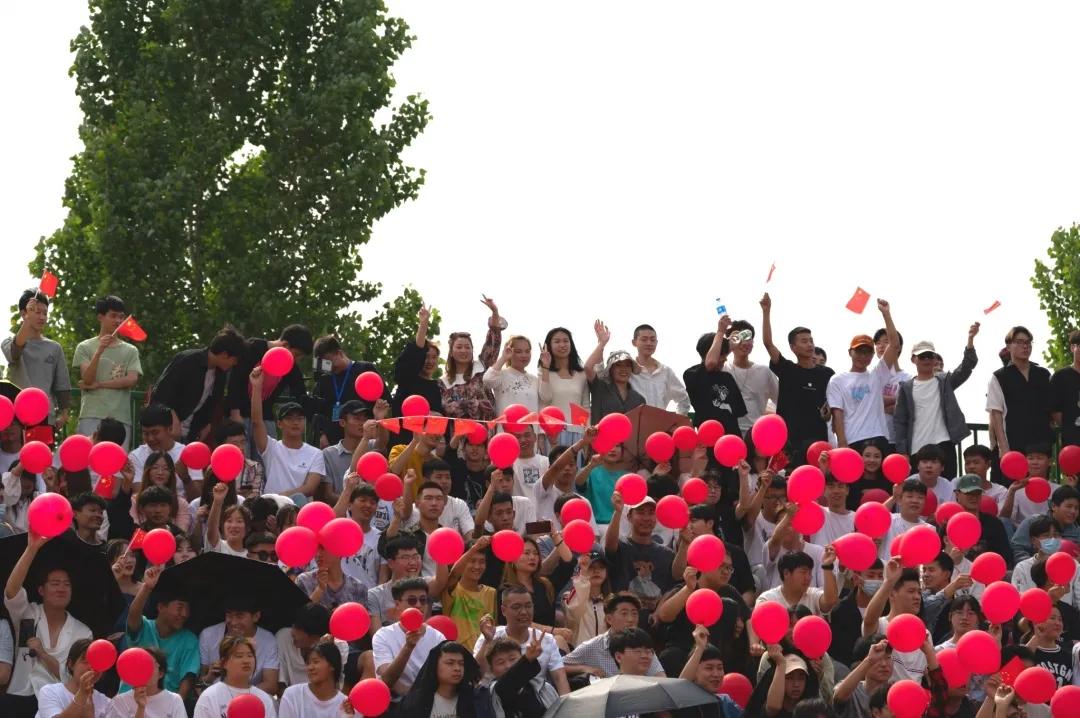 庆祝建党十周年校园艺术节手绘,建党100周年艺术节各个校园展演