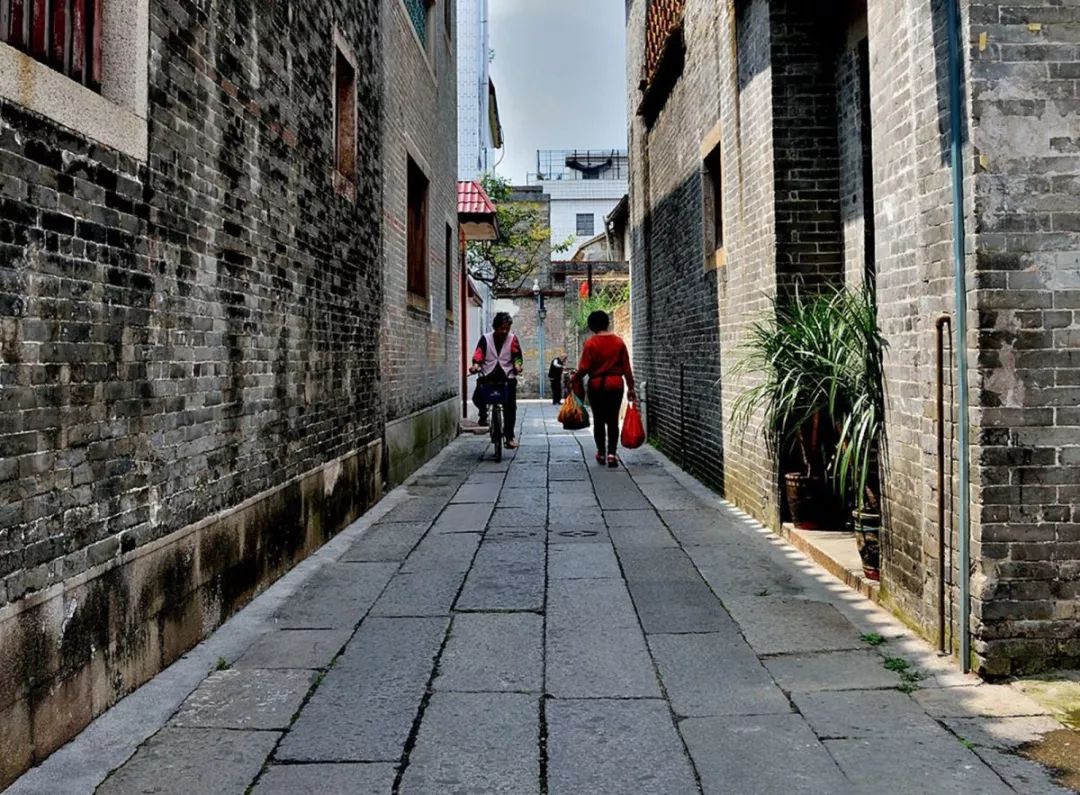 沙湾古镇靠近哪里,沙湾古镇室内游玩