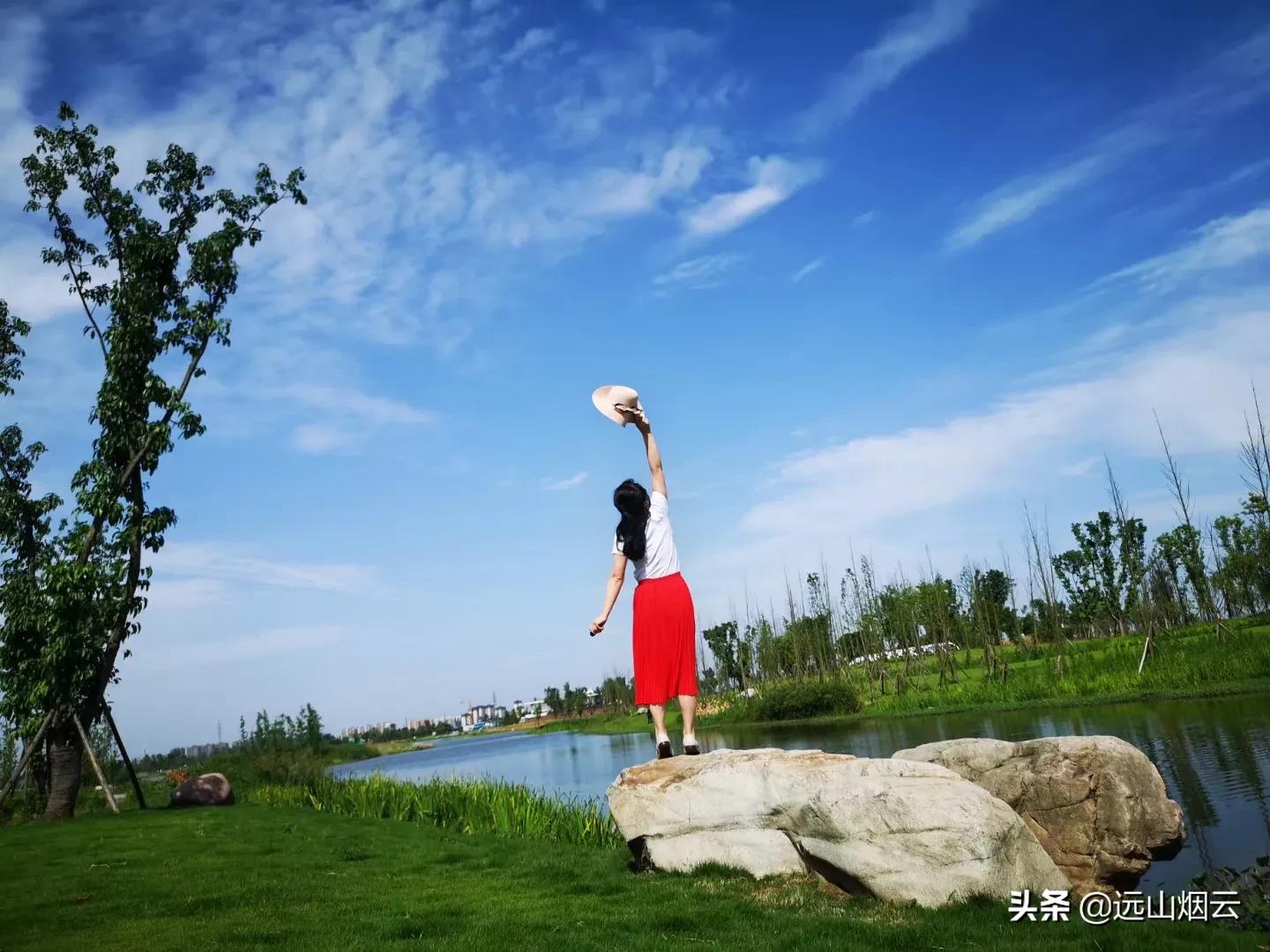 蓝牙自拍杆使用教程,教大家学习自拍杆的小妙招