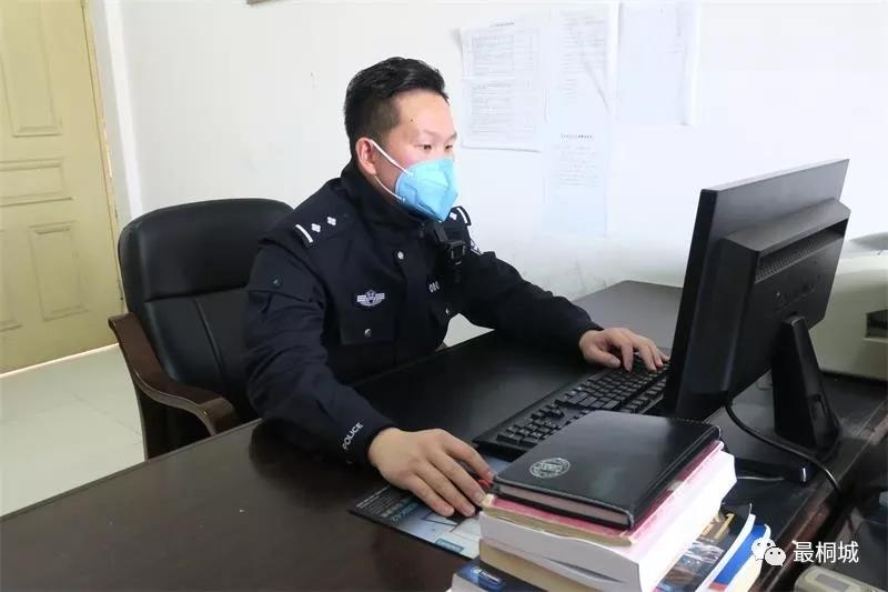 齐心战疫同待春暖花开,静等春暖花开祈祷疫情赶快散去