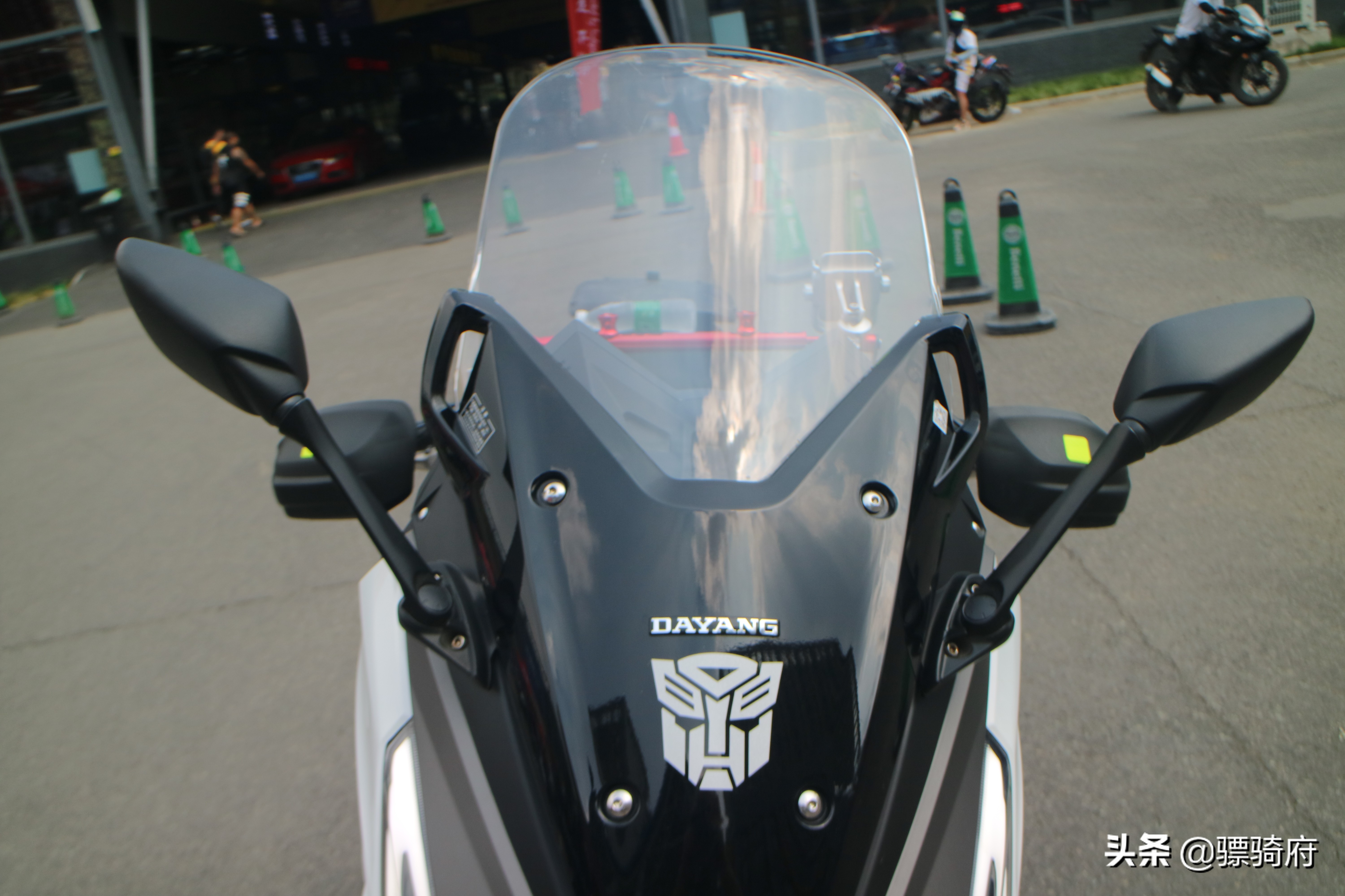 大阳v锐300与本田nss350对比评测,大阳v锐300高速测评