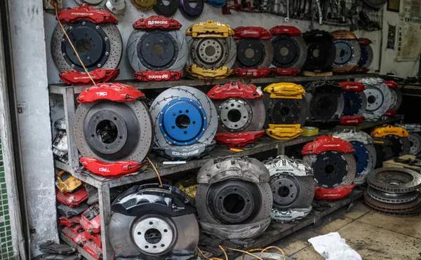 别吹了，中国真的没有汽车文化