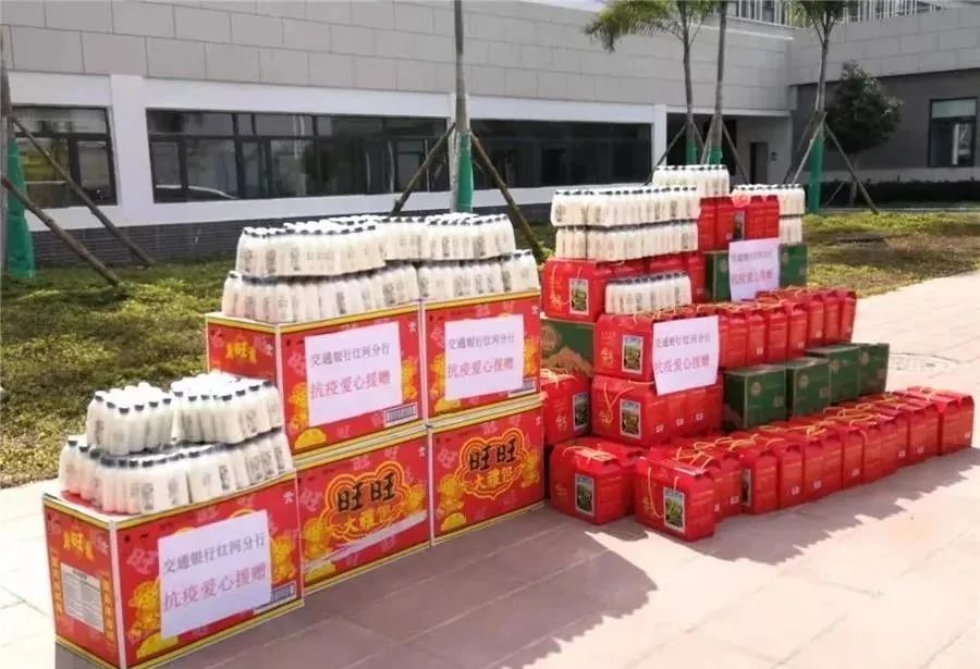 抗击疫情爱心涌动情暖抗疫一线,红河州第一人民医院抗击疫情人员