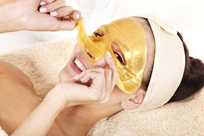 脸颊敏感红干怎么护肤,脸上敏感有红血丝怎么修复