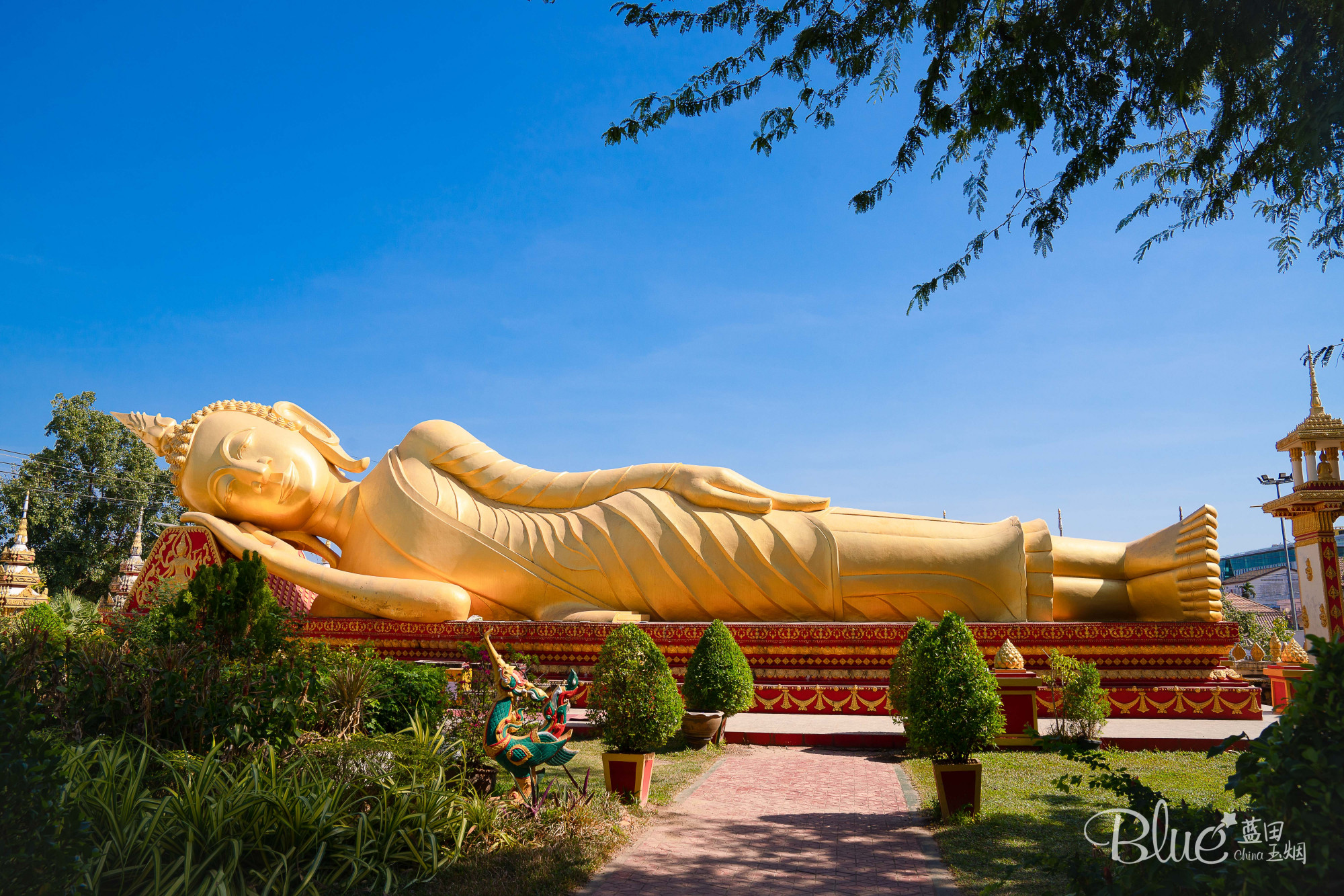 老挝旅游指南书籍,老挝旅游攻略1500字左右