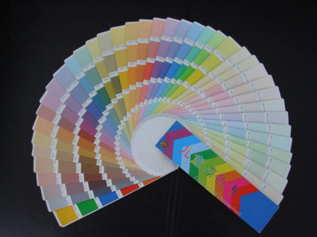 纠结墙面贴什么好,纠结墙布好还是乳胶漆好