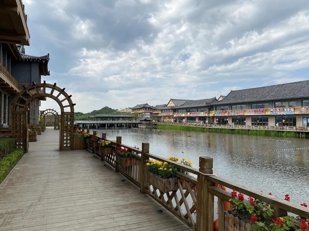 醉花海古镇美景,醉舞花海