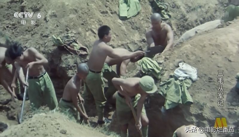 “我们都是小把戏”，这部92年神作，对成人世界的暗讽不输周星驰