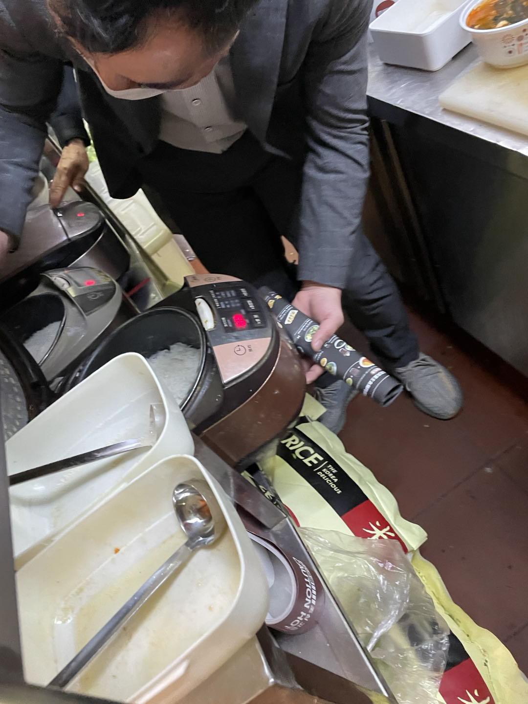 西安美食泰熙家,饭中有异物向谁举报