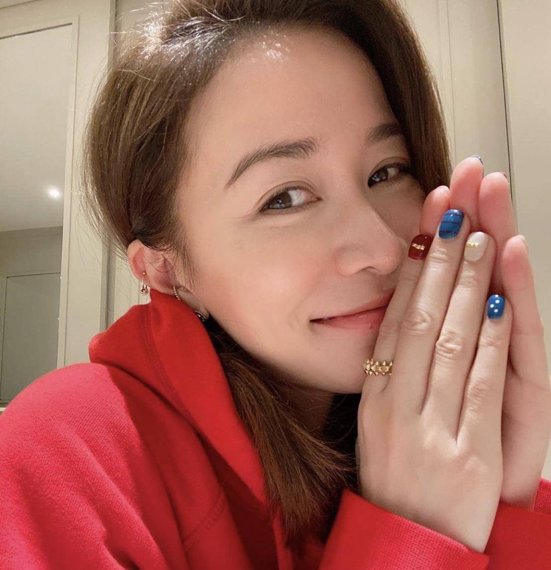 所有女明星都是怎么保养皮肤的,女明星的面部管理