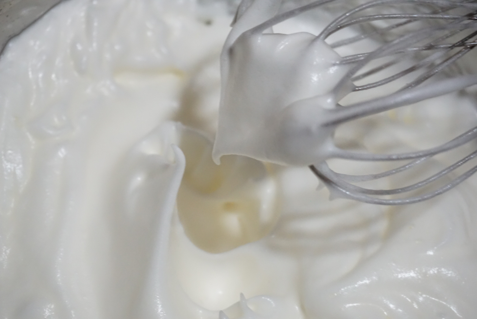 夏妈芝士古早味蛋糕做法,最简单的网红古早蛋糕不用烤箱